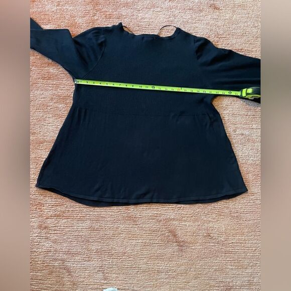 Embroidered black jersey blouse - Picture 4 of 5